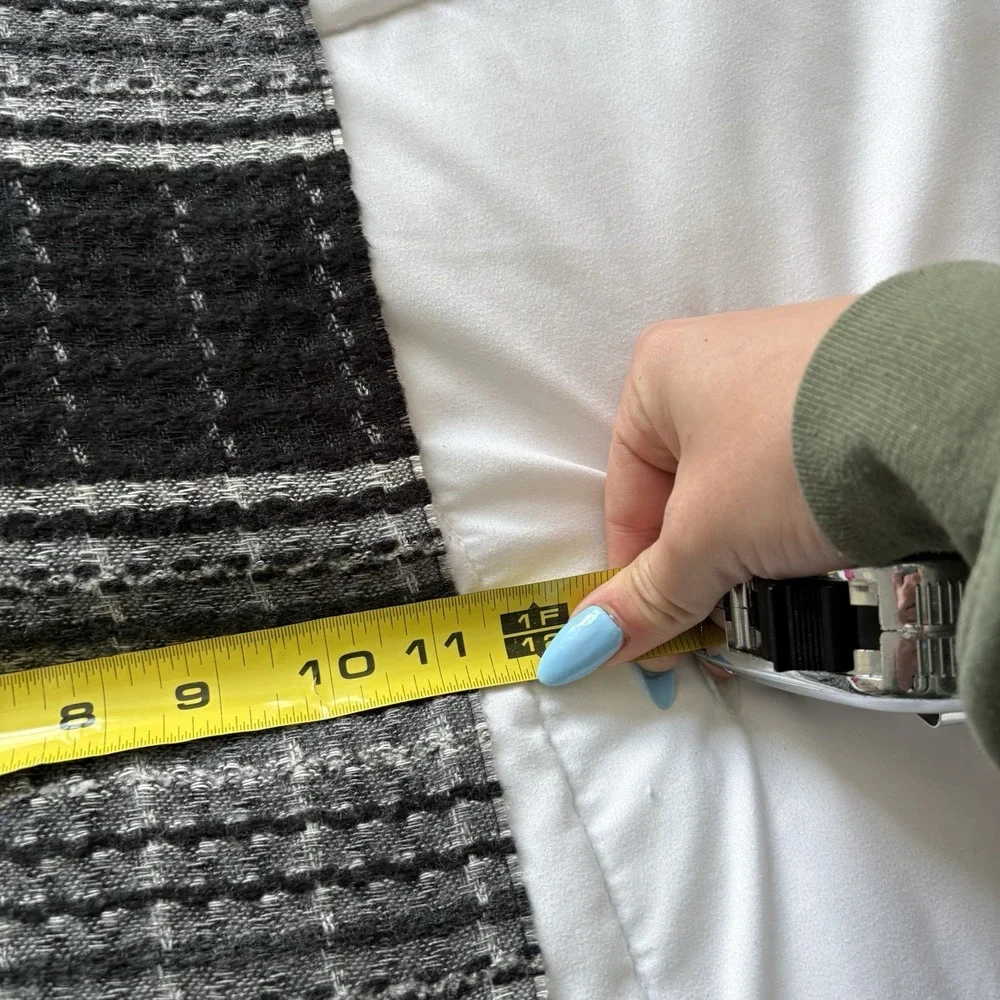 Cashmink V. Fraas 100% Acrylic Scarf Made In Germany Grey‎ Black Striped Winter